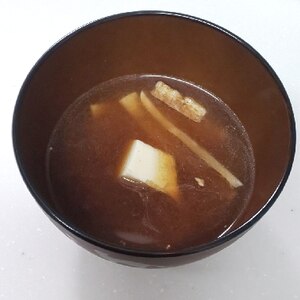 大根・豆腐・油揚げの味噌汁